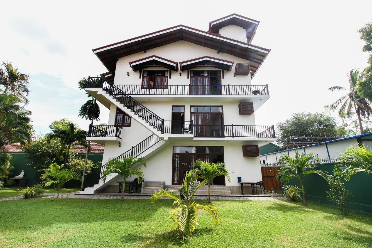 נגומבו Lioni Holidays Villa מראה חיצוני תמונה